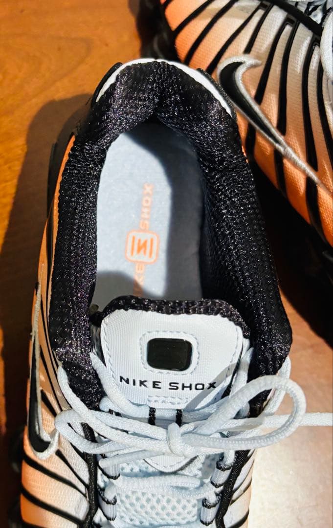 専用です。23cm ナイキ ショックス TL \"ブルーティント/トータルオレンジ