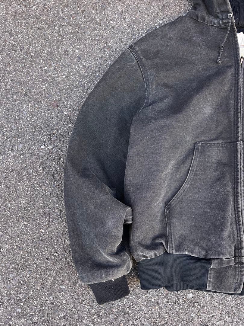 ヴィンテージカーハートアクティブジャケット