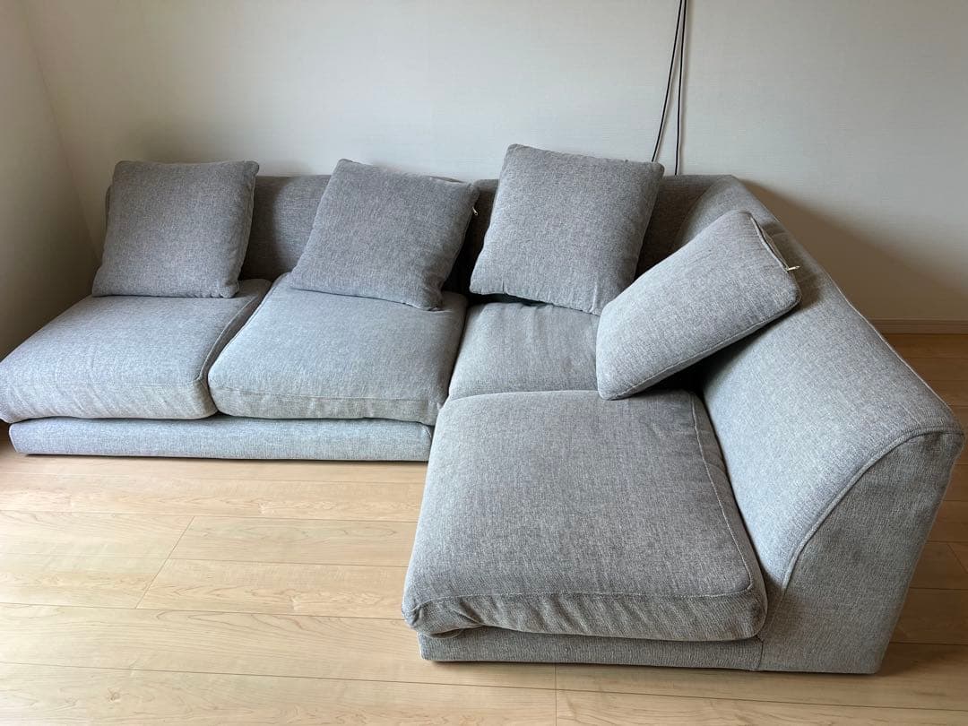 グレー コーナーソファ 4クッション付き