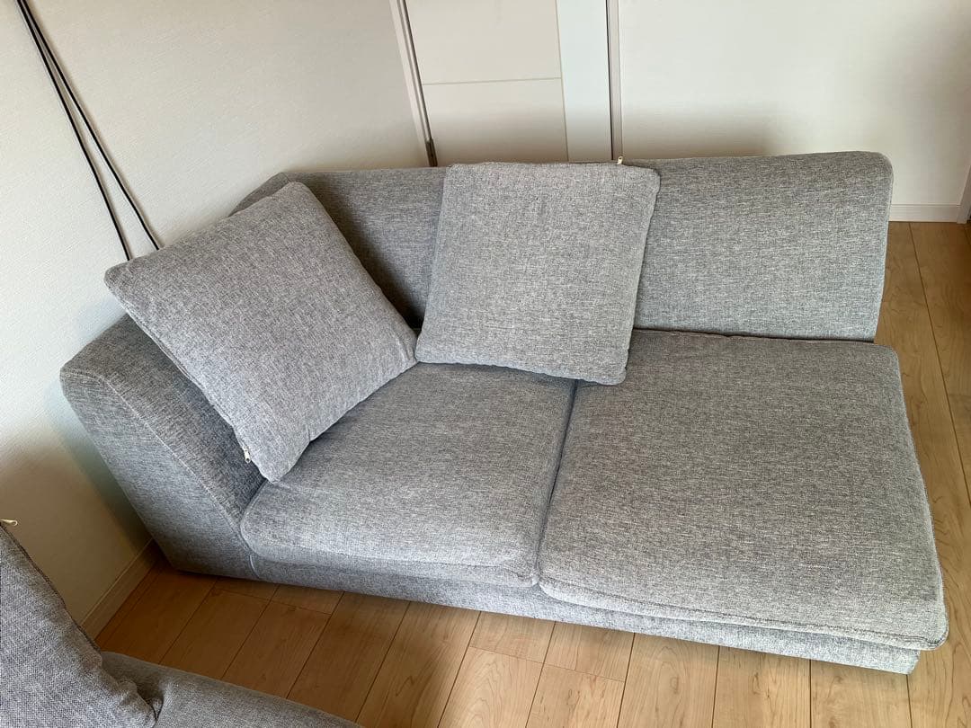 グレー コーナーソファ 4クッション付き