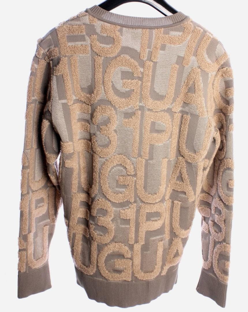 66000円　1PIU1UGUALE3 GOLF　総柄　Ⅴネック　ニット　AKM