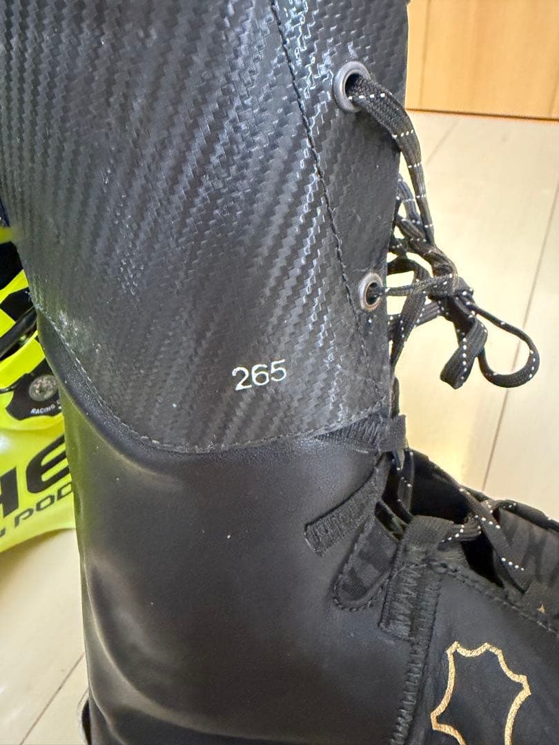 Fisher RC4 スキーブーツ 110 イエロー インナーシューズ付き