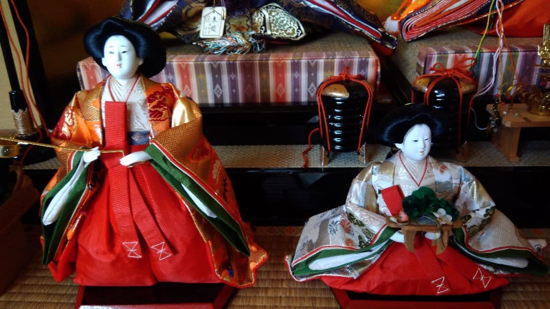 白鳳雛 愛宝作　雛人形二段飾　高月付き NCNR【岐阜県 手渡し交渉可】