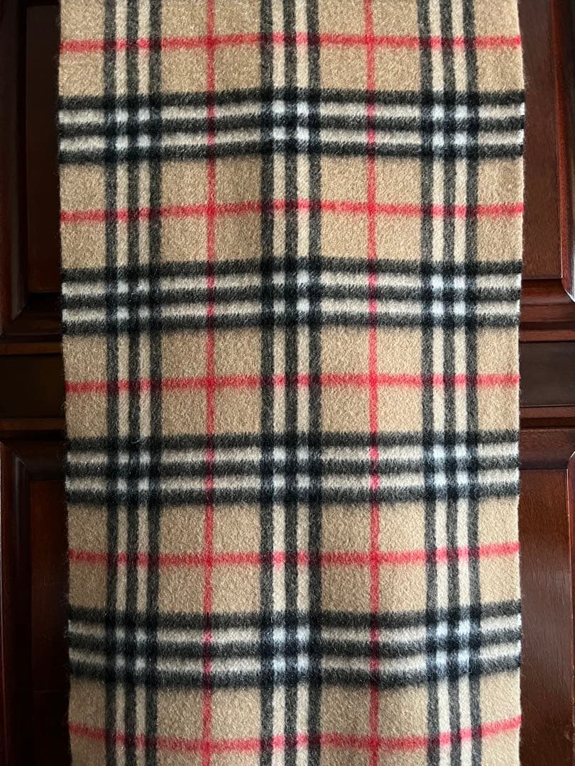 未使用品に近い　Burberry マフラー　男女共用
