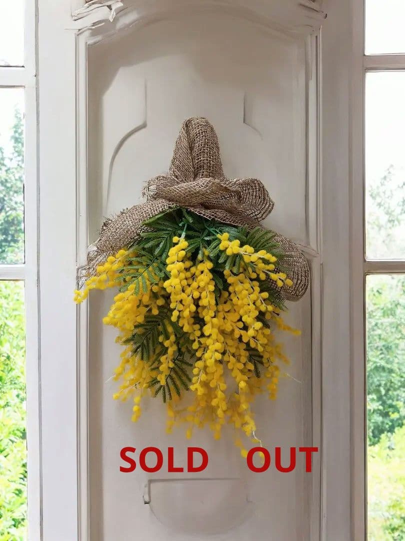 SOLD　☘ミモザアカシア（造花）のシンプルスワッグ☘玄関ドア　縦長さ約48cm