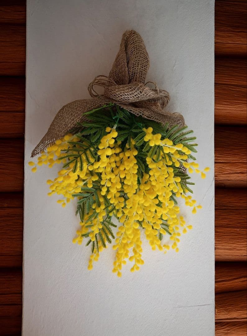 SOLD　☘ミモザアカシア（造花）のシンプルスワッグ☘玄関ドア　縦長さ約48cm