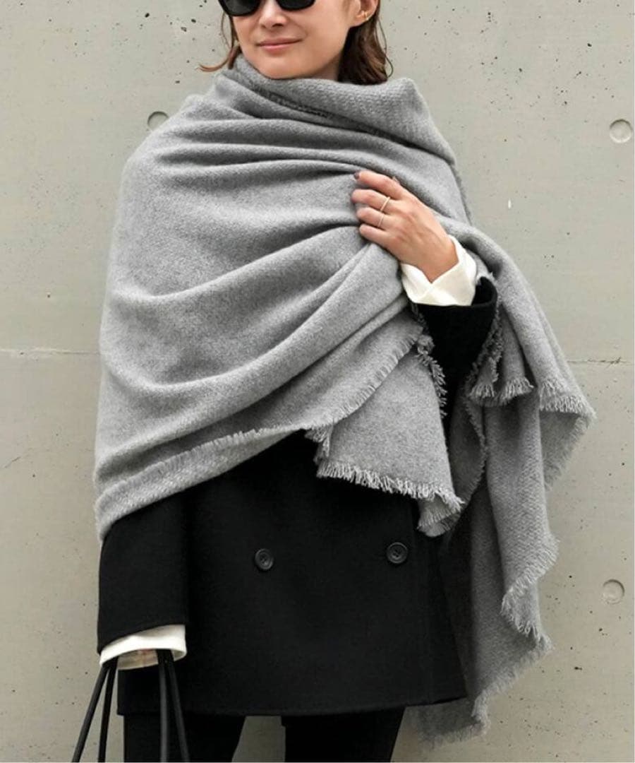 【ALONPI CASHMERE / アロンピ カシミア】グレー　美品！