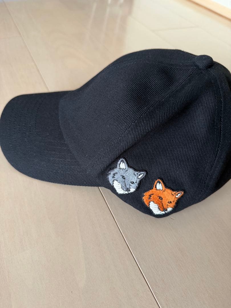Maison Kitsune メゾンキツネ　キャップ　帽子