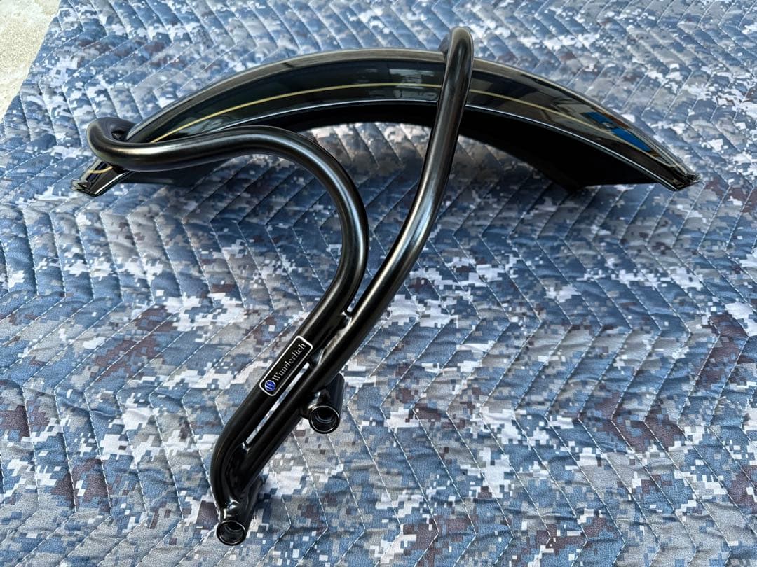 Wunderlich製インナーリアフェンダー　 R nineTシリーズ用