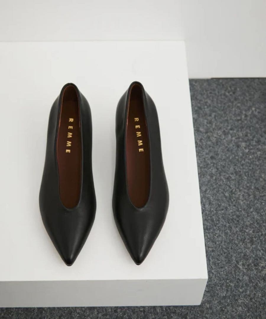 【REMME/レメ】ポインテッドピンヒール