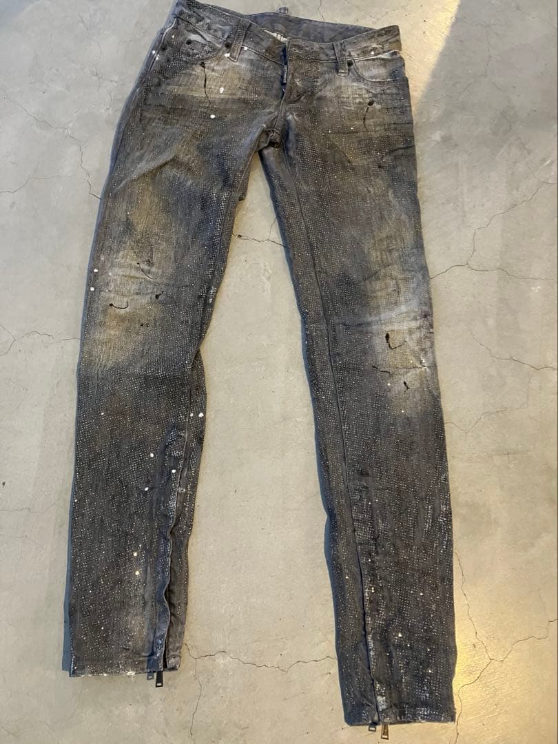 DSQUARED2のジーンズ