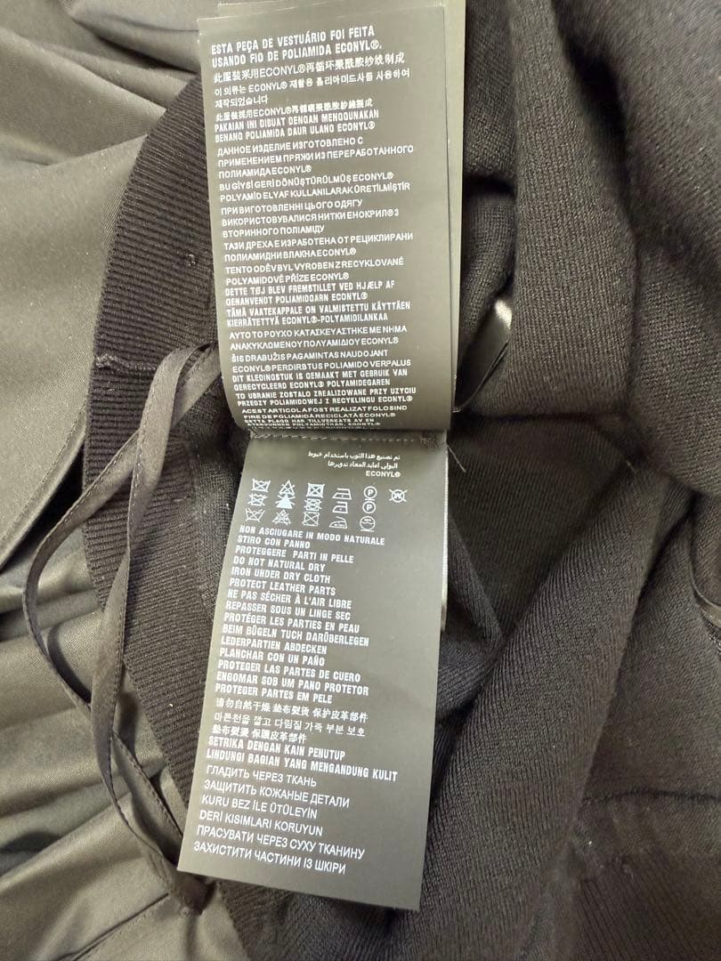 正規品購入PRADAプラダトライアングル三角ロゴプレートロングワンピースドレス