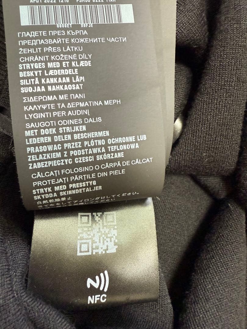 正規品購入PRADAプラダトライアングル三角ロゴプレートロングワンピースドレス