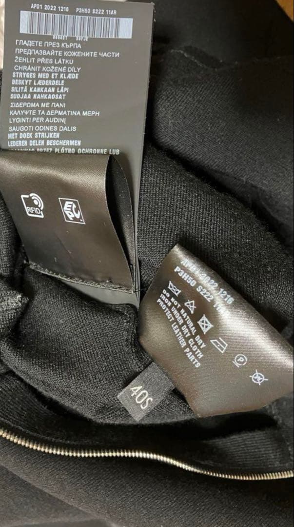 正規品購入PRADAプラダトライアングル三角ロゴプレートロングワンピースドレス