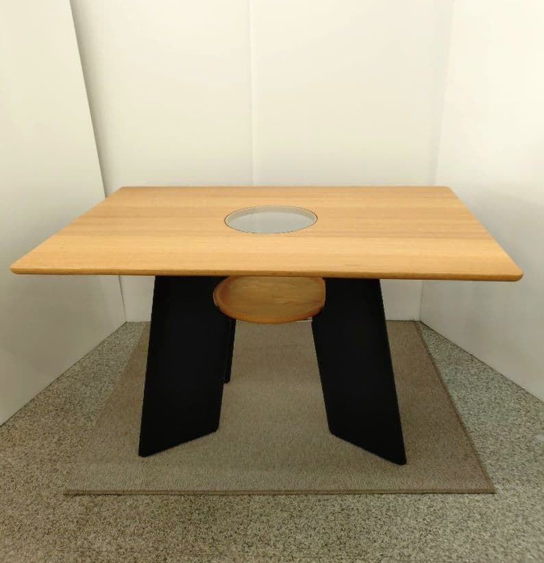 未使用 くつろぐ愛猫を眺めながら過ごせる ダイニングテーブル ナガノインテリア