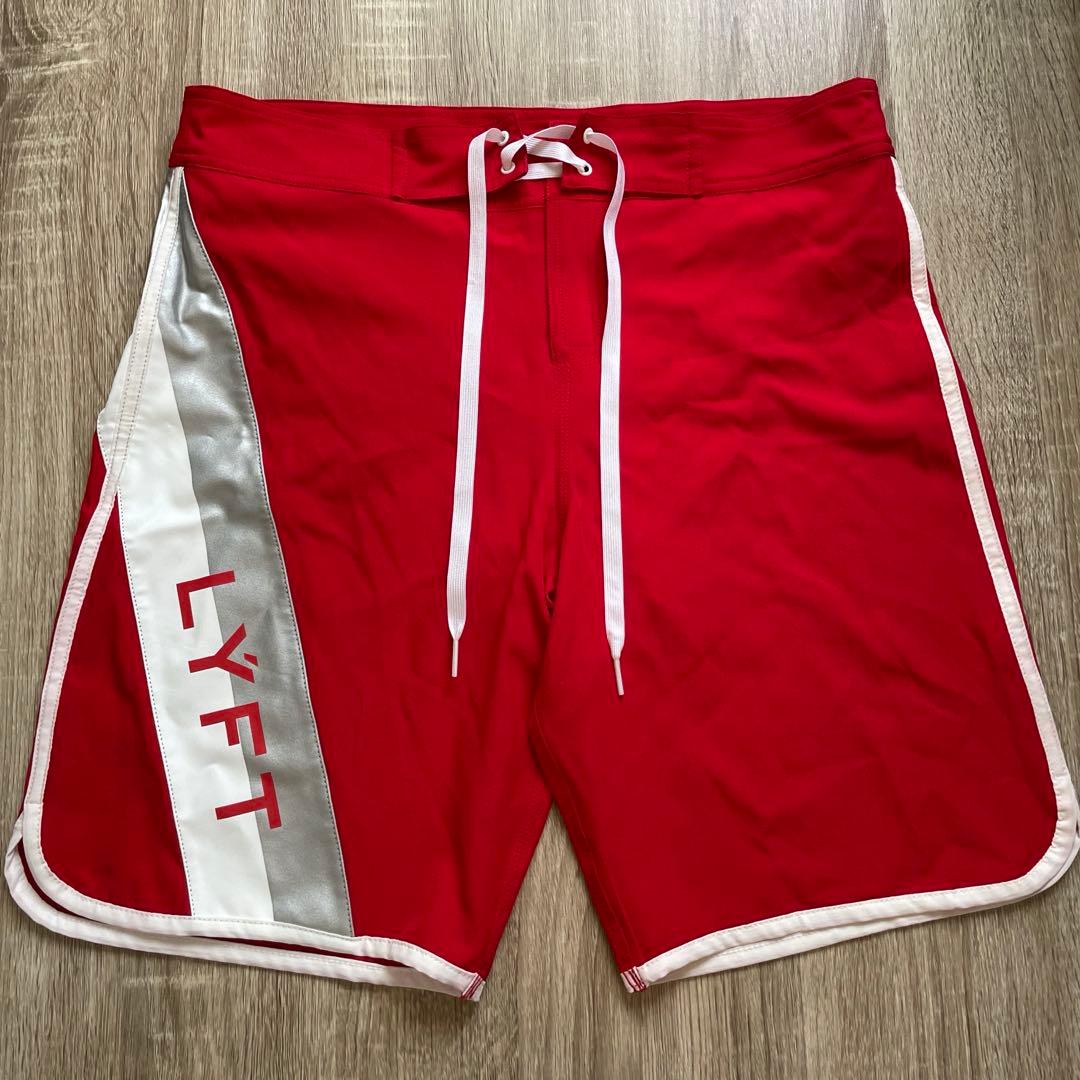 LYFT レッド水着 Lサイズ