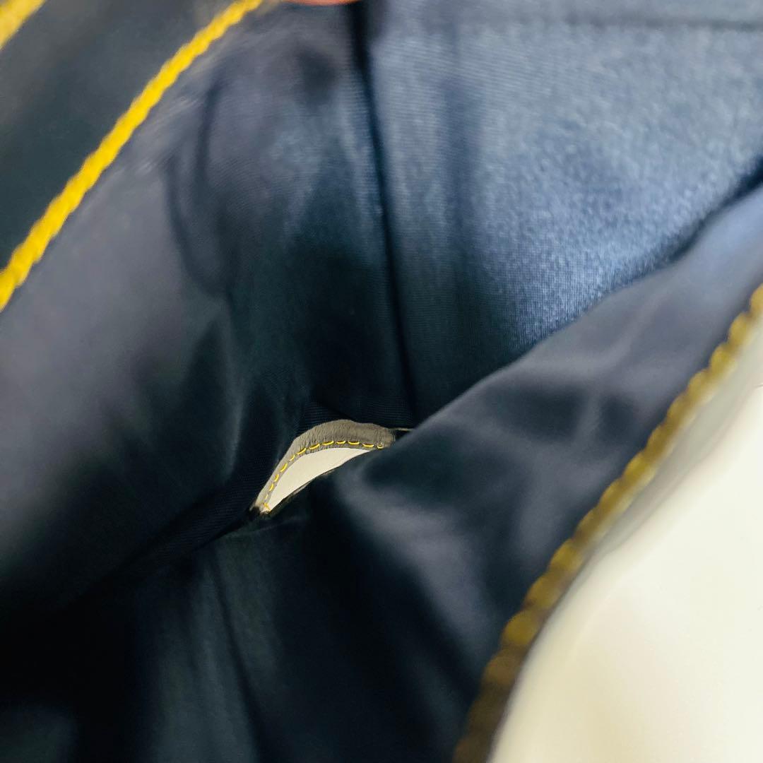 クリスチャンディオール 二つ折り財布 トロッター柄 サドル D金具 キャンバス