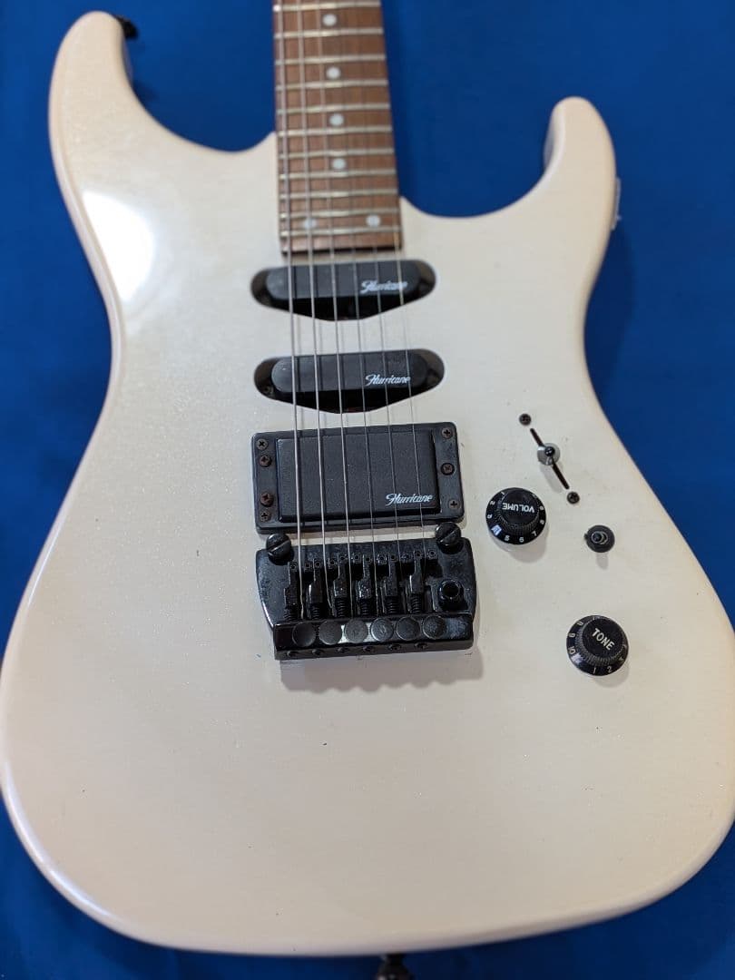 Hurricane エレキギター ホワイト