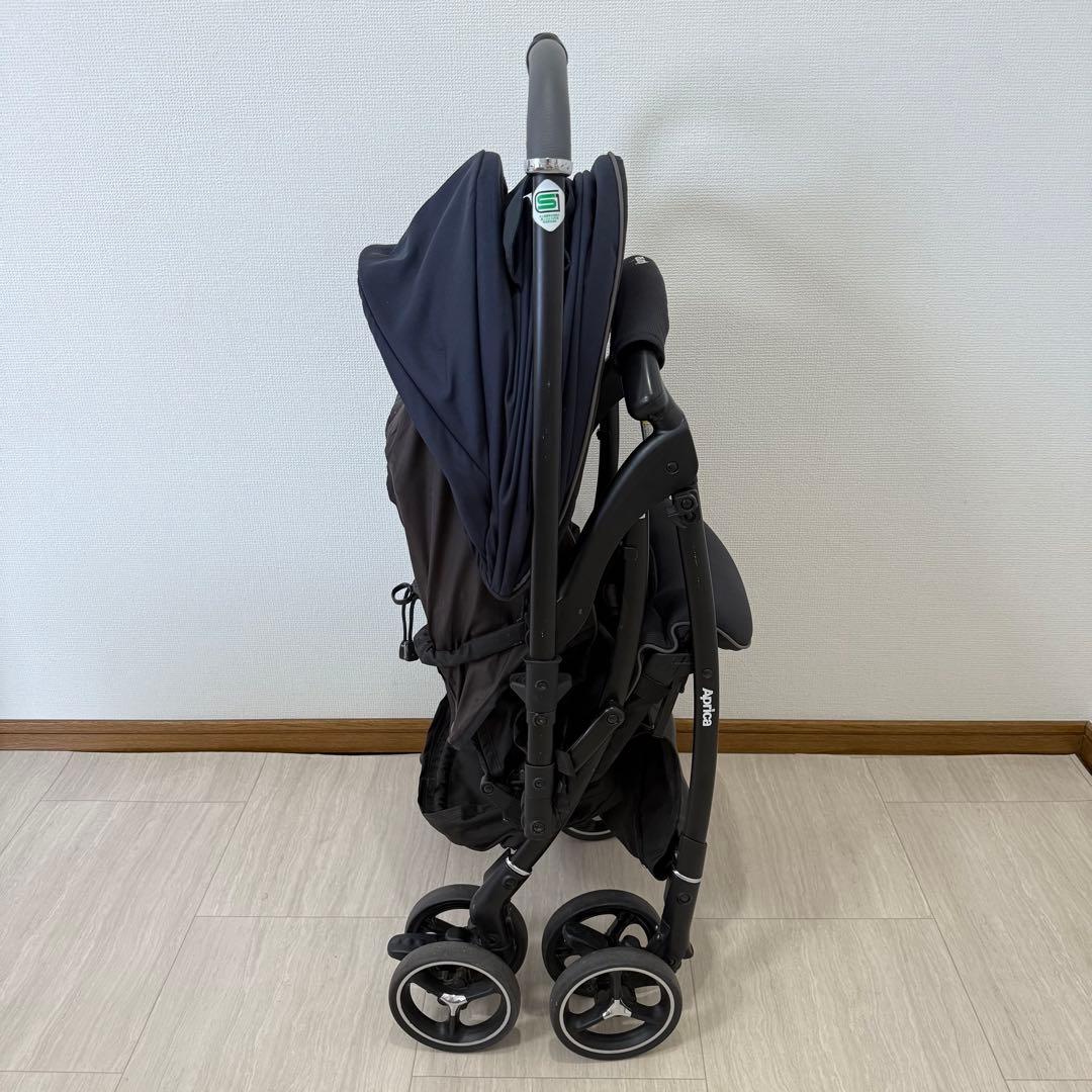 【美品】アップリカ ラクーナクッションAF ベビーカー