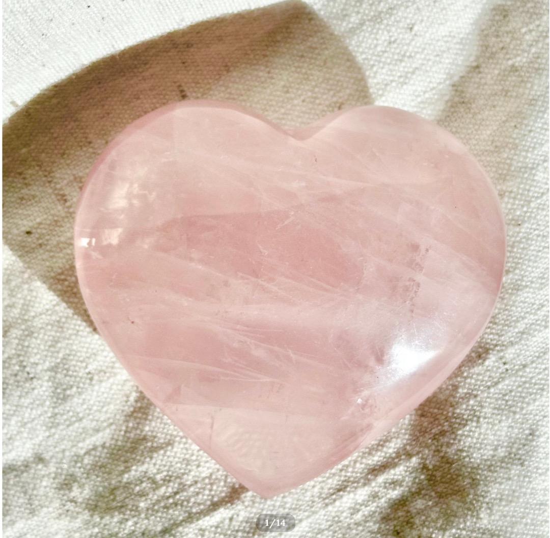 【ローズ クォーツ】　ハート シェイプ ④ スタンド付　ブラジル産