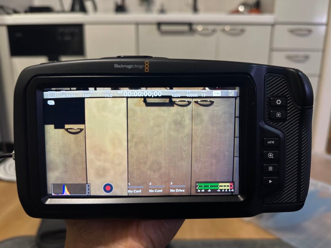 ビデオカメラ Blackmagic Pocket Cinema Camera 4K