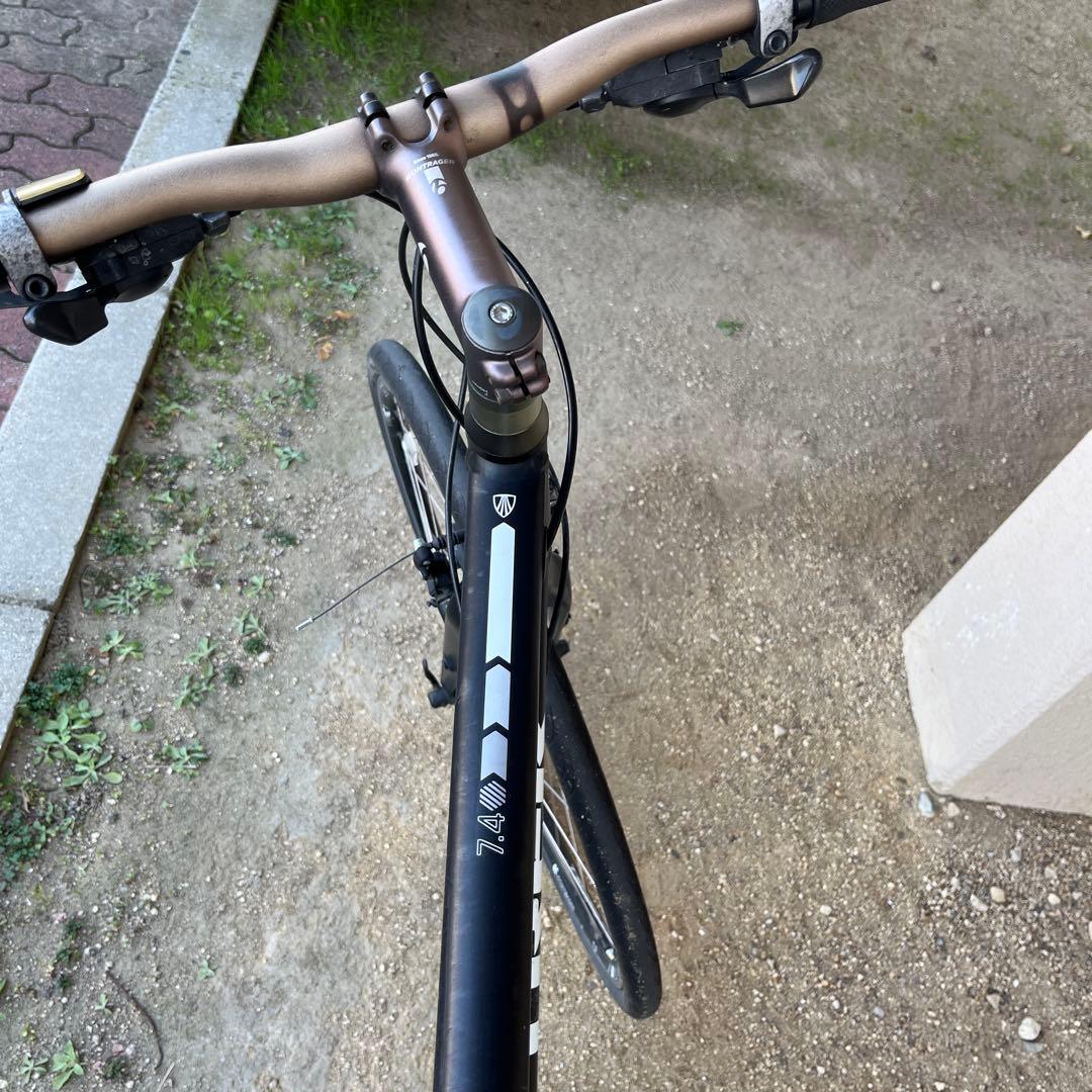 引き取りに限定　Trek 7、4FXクロスバイク ブラック