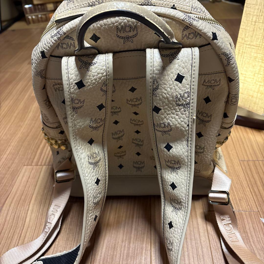 お安くします！MCMスタッズリュックSサイズ