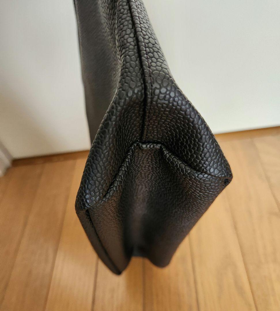 エルベシャプリエ　704GP ノワール/ノワール　黒