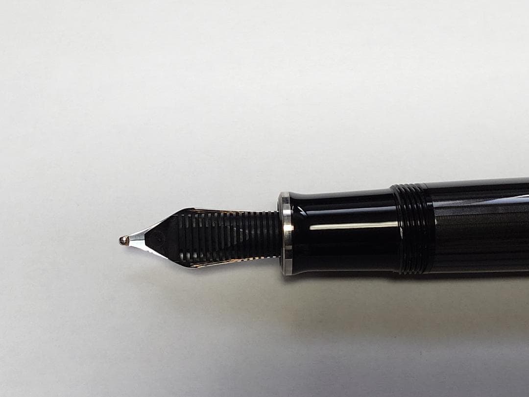 Pelikan スーベレーン 万年筆 M805 シュトレーゼマン BB