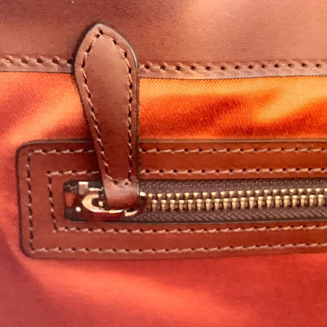 【美品】 ソメスサドル　レザー　トートバッグ　A4収納可　レア HTレーベル