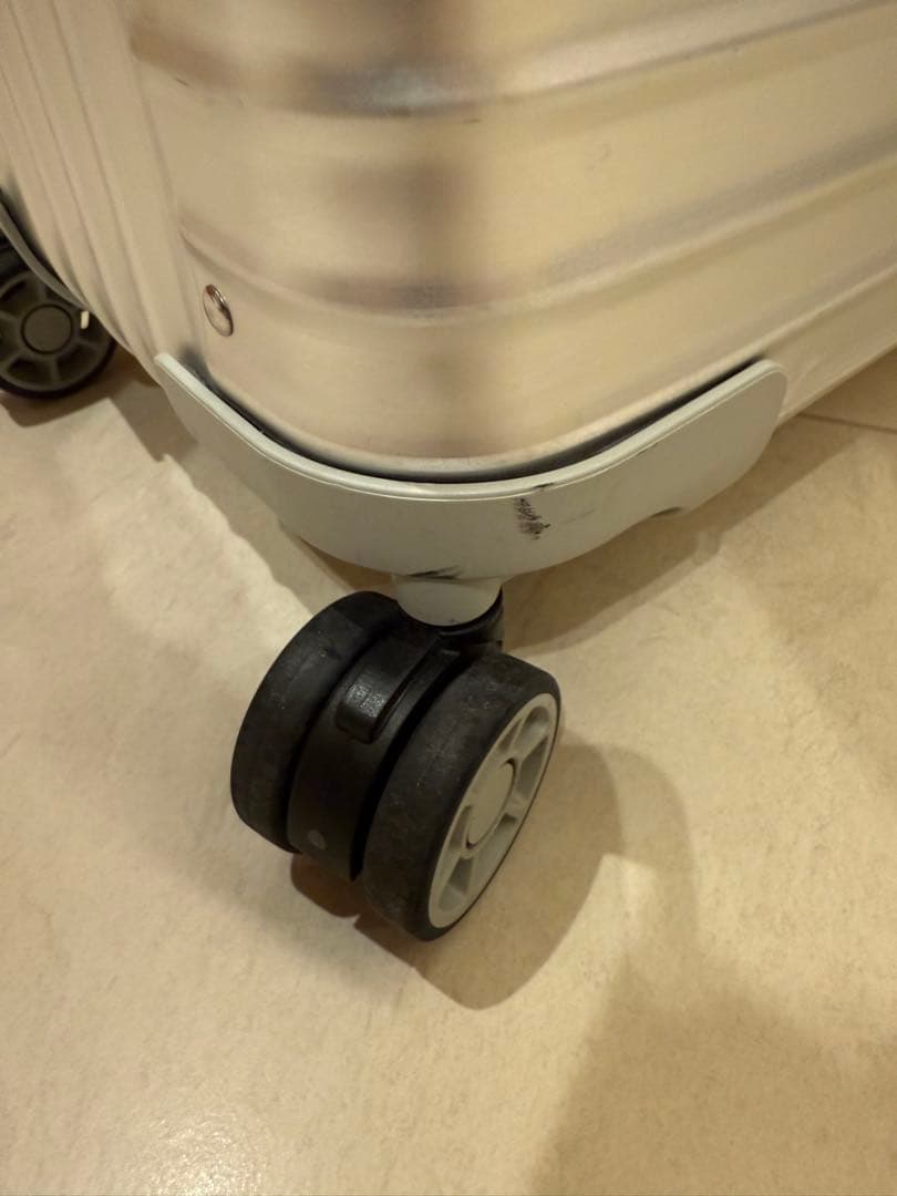 希少【RIMOWA】リモワ トパーズ パイロット4輪 TSAロック付き