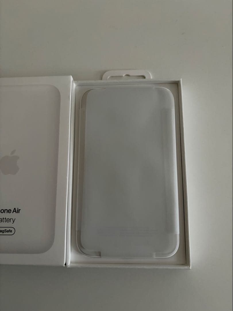 Apple純正 iPhone Air Magsafeバッテリー