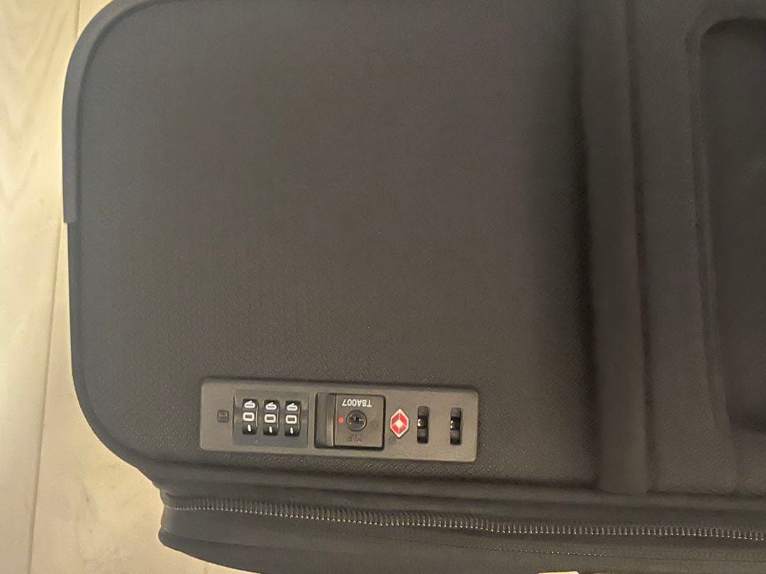 タイ航空xサムソナイト　スーツケース　機内持ち込み