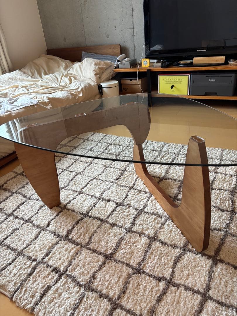 イサムノグチ　リプロダクト　コーヒーテーブル　センターテーブル　ガラステーブル