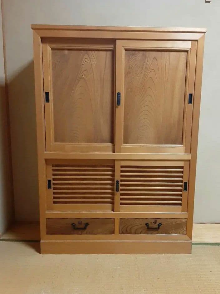 木製 引き戸式 収納キャビネット 高級板材使用 レトロ 直接引取り　輸送可能