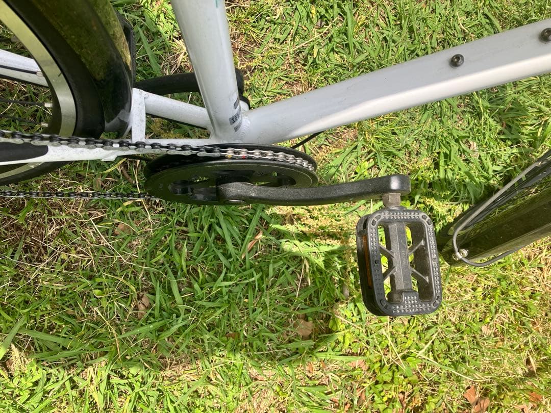 ブリヂストン クロスバイク ホワイト 27型　ES1 BRIDGESTONE