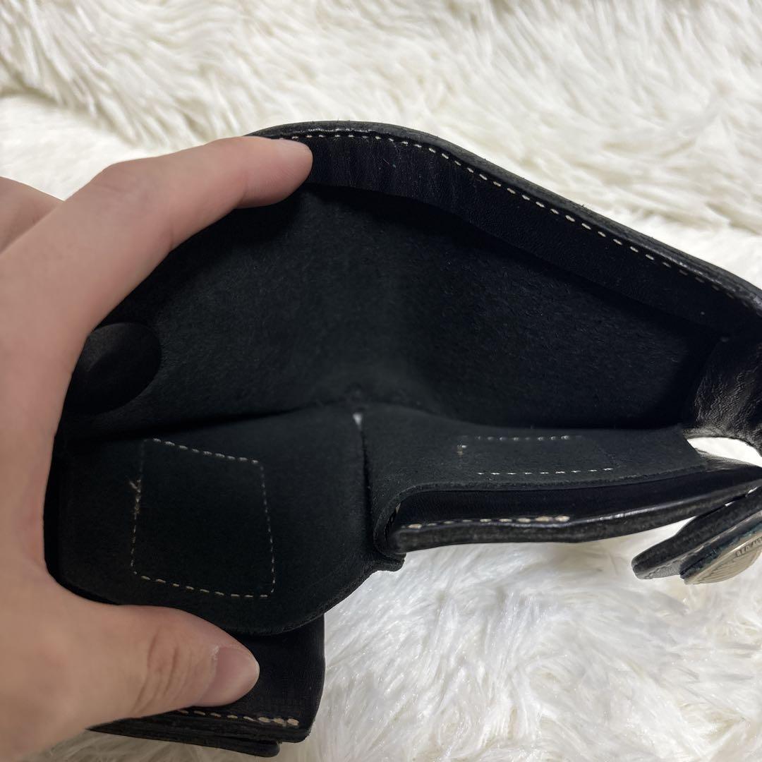 極美品　レッドムーン　2つ折り財布　ブラック　折りたたみ　金具　ウォレット　黒