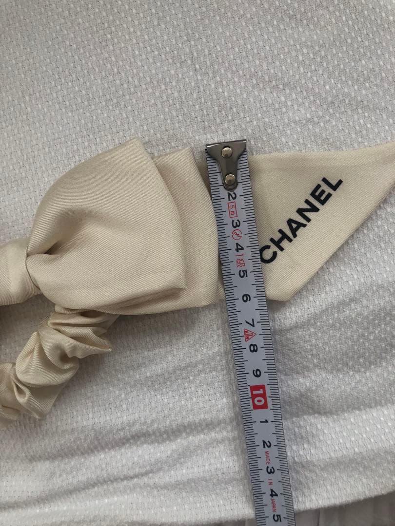 CHANEL アイボリー リボンヘアゴム　スズ，グランマ様こ専用。