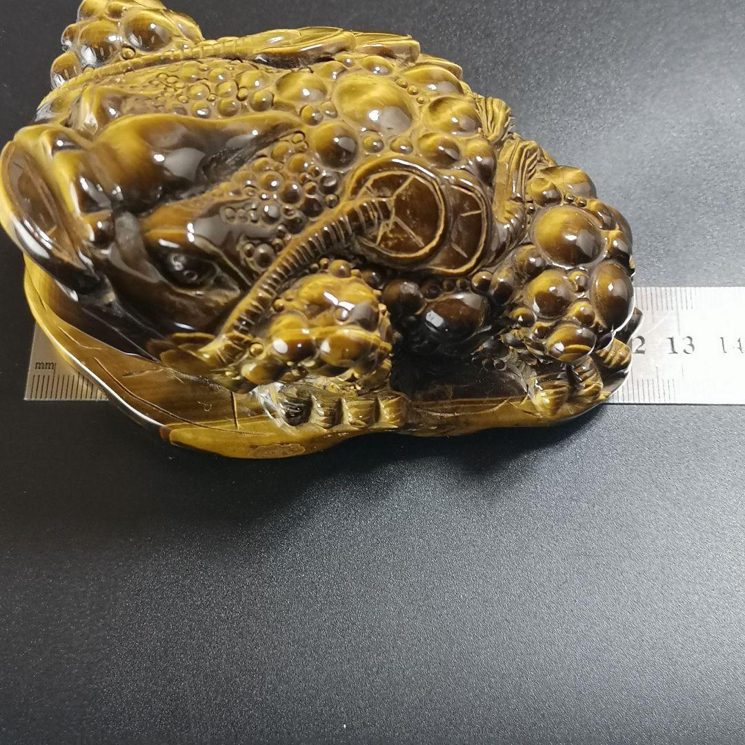 A15宝石品質の三本足の蛙（金蟾）　三脚蛙　虎目石　タイガーアイ　珍品　天然石