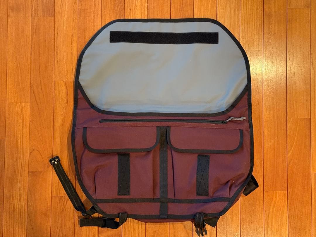 【美品】CHROME クローム メッセンジャーバッグ CTZ 24L