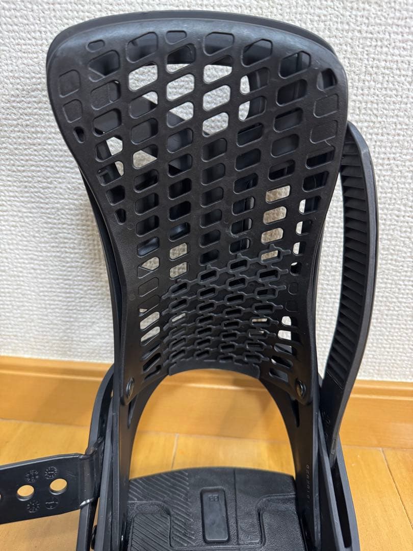 BURTON GENESIS ビンディング Mサイズ ブラック