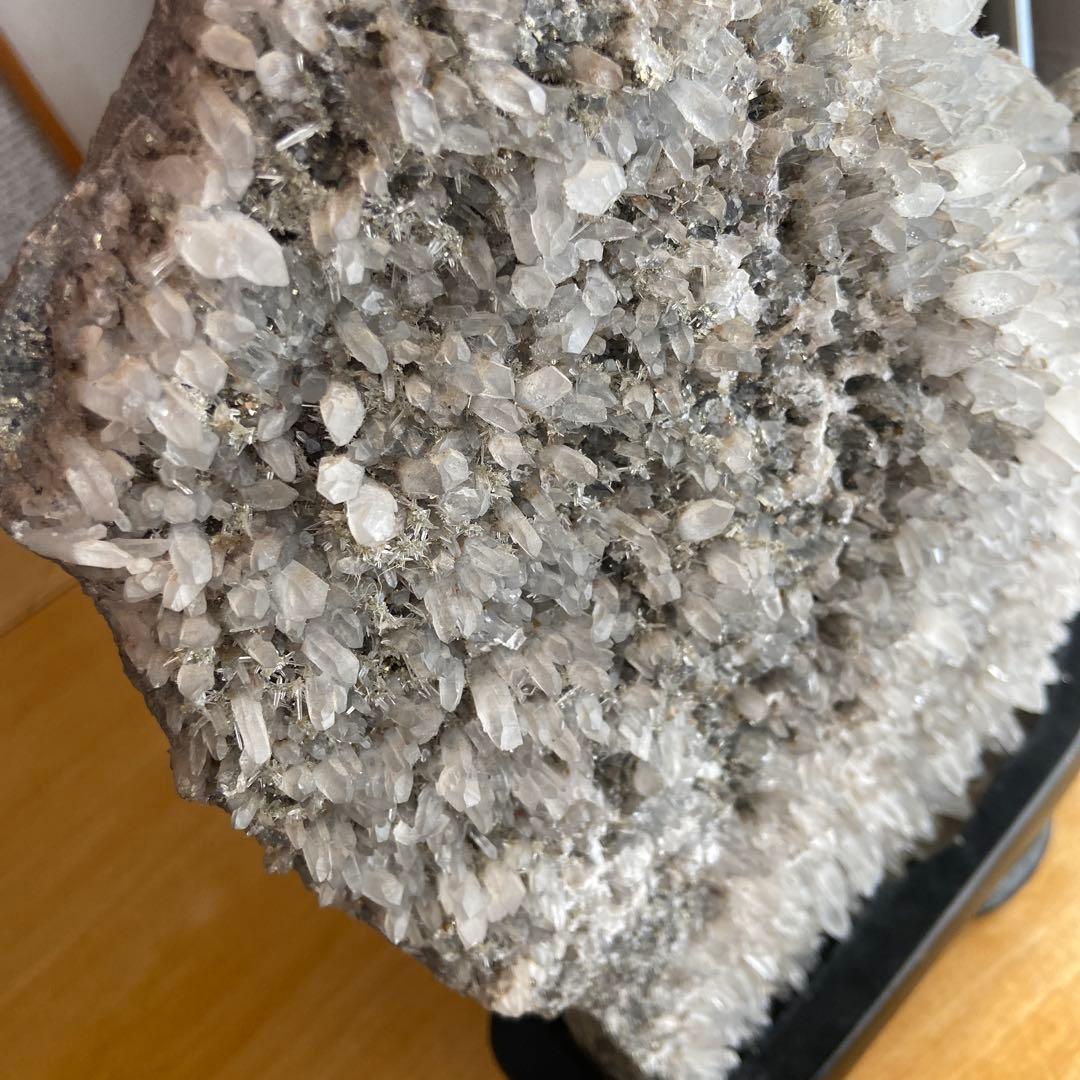 特大希少サイズ　水晶クラスター 原石 天然石 鉱物 水晶