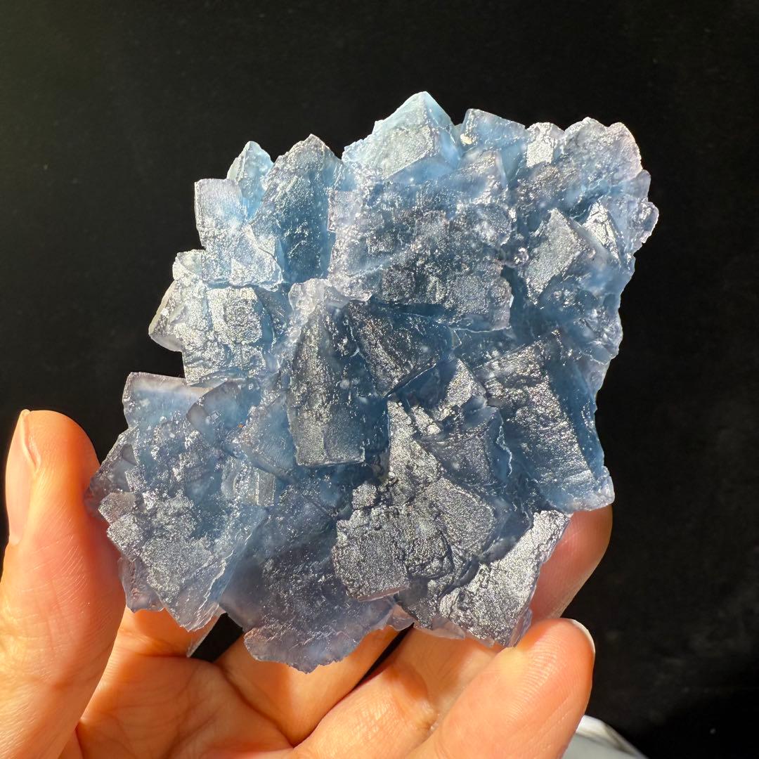 天然石ブルーフローライトの原石　置物　鉱物NO.072003