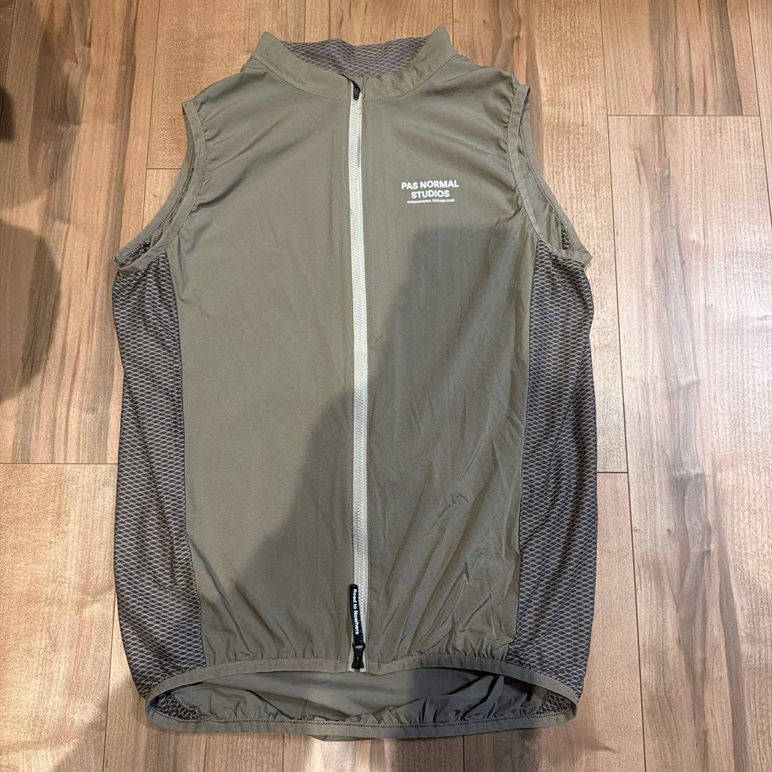 Pas Normal Studios ジレ Mechanism ロードバイク