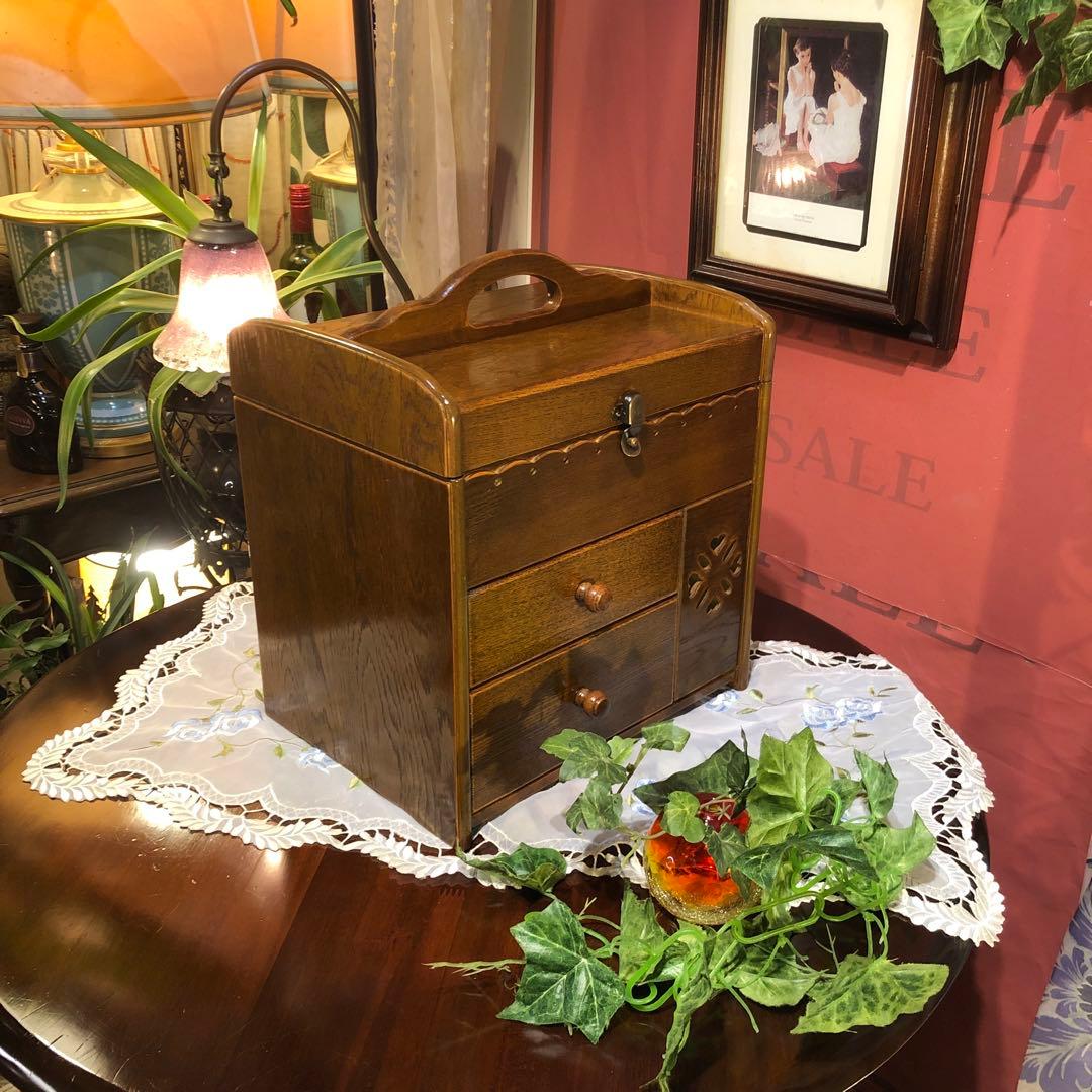 パリ雑貨屋　アンティーク小物入れ　メイクボックス