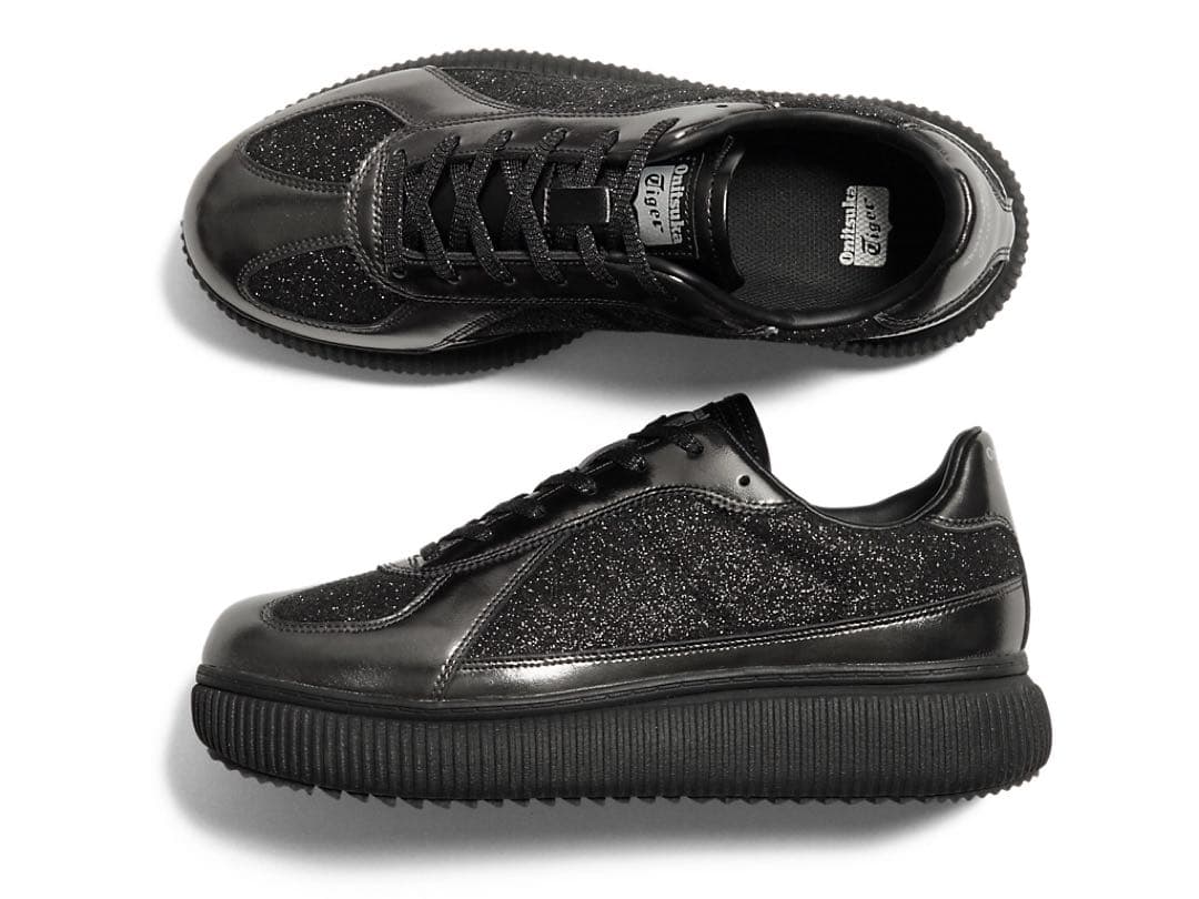 オニツカタイガー DELECITY 2025ホリデー限定