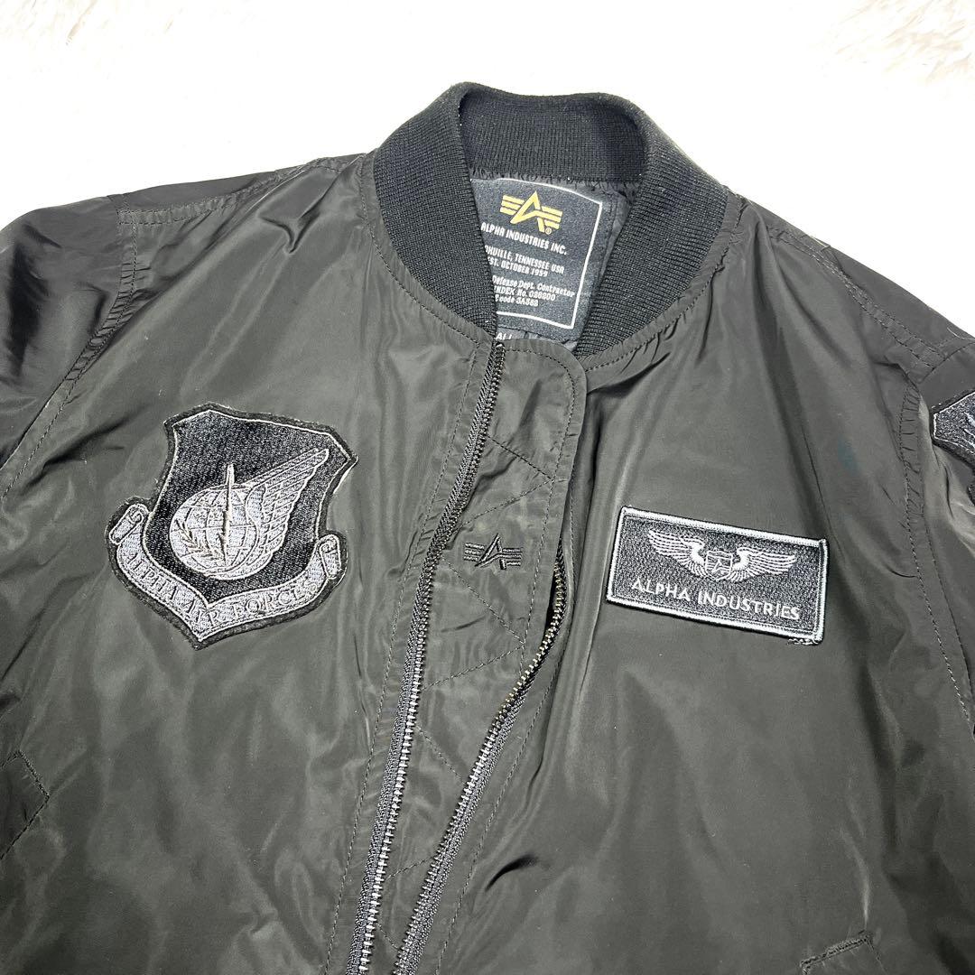 ALPHA INDUSTRIES ブルゾン MA-1 男女兼用 ワッペン 短丈