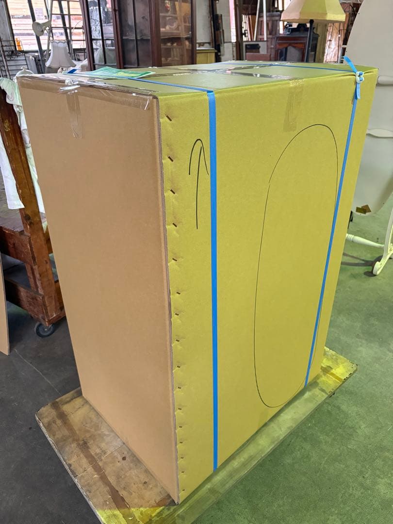 ベビーバス　ベース白　アンティーク