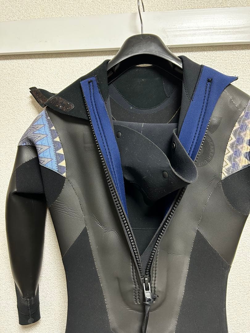 BREAKER OUT ドライスーツ ブラック/ブルー