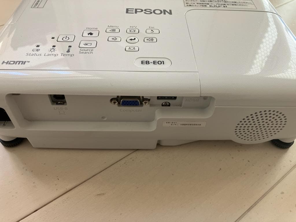 ◯ EPSON エプソン プロジェクター EB-E01